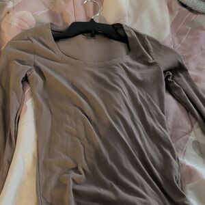 No Boundaries Women's Long Sleeve Top - Taupe